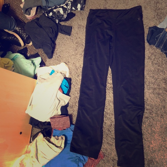 Black yoga pants size Large - Picture 1 of 1